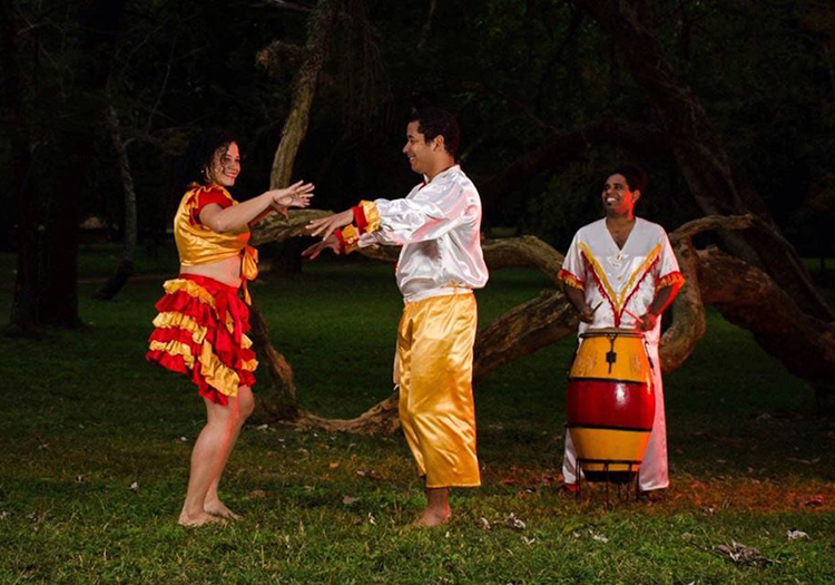 Danse traditionnelle Kamba Kua, Paraguay