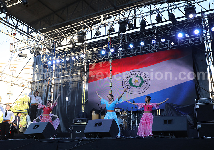La danza de la Botella, Paraguay