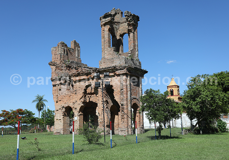 Eglise San Carlos Borromeo, Yvy, Paraguay