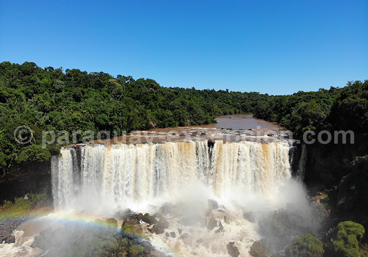 Chute de Ñacunday, Paraguay