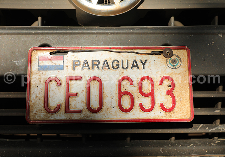 Plaque d'immatriculation du Paraguay avec Paraguay Excepción