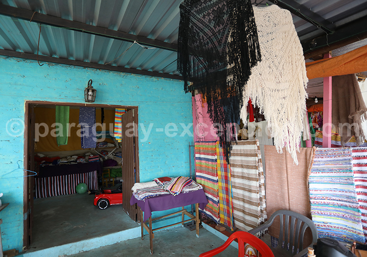 Maison colorée du Paraguay avec Paraguay Excepción