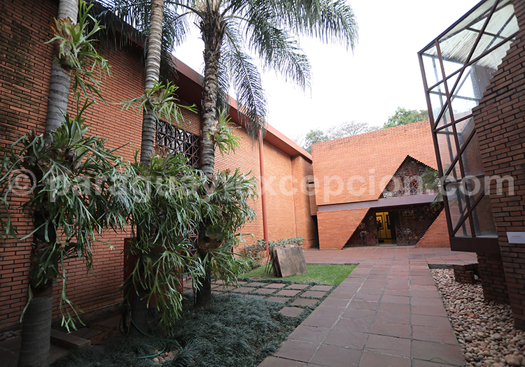 Musée del Barro, Asuncion, Paraguay