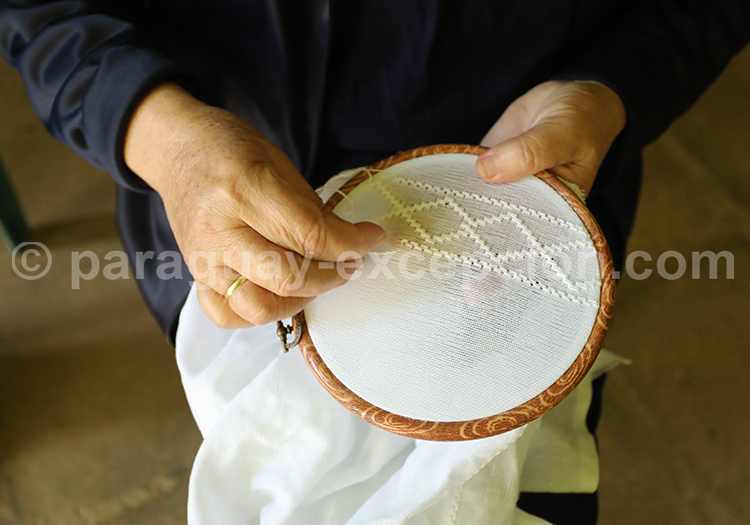 Technique de tissage Ao Po’i