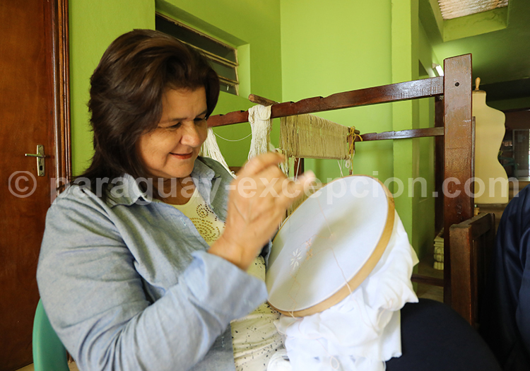 Tissage du Paraguay, Ao Po’i