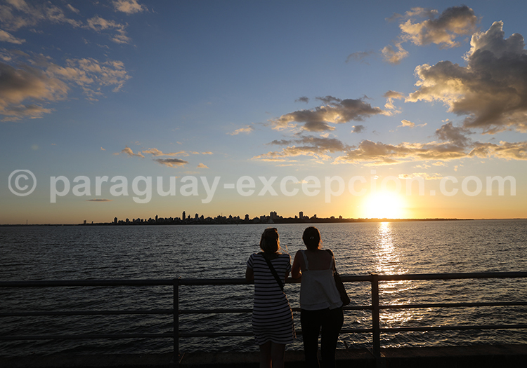 Où se trouve Encarnación, Yvy, Paraguay