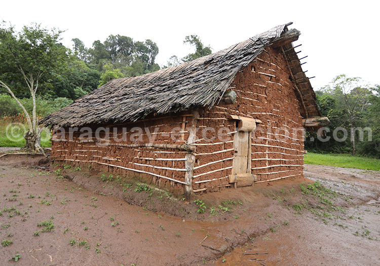 Maison native, Paraguay