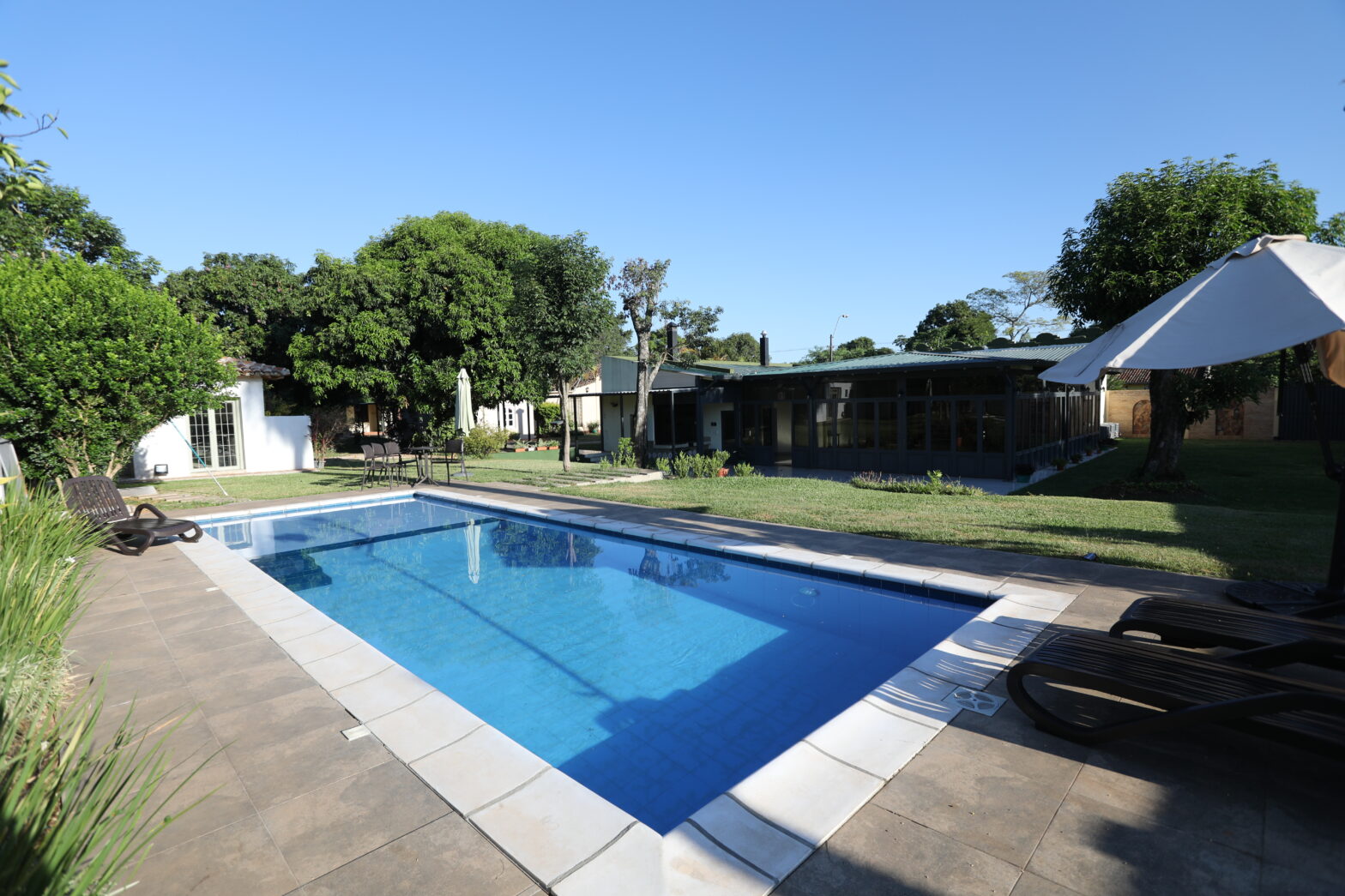 Hotel La Catedral, San Juan Bautista Misiones